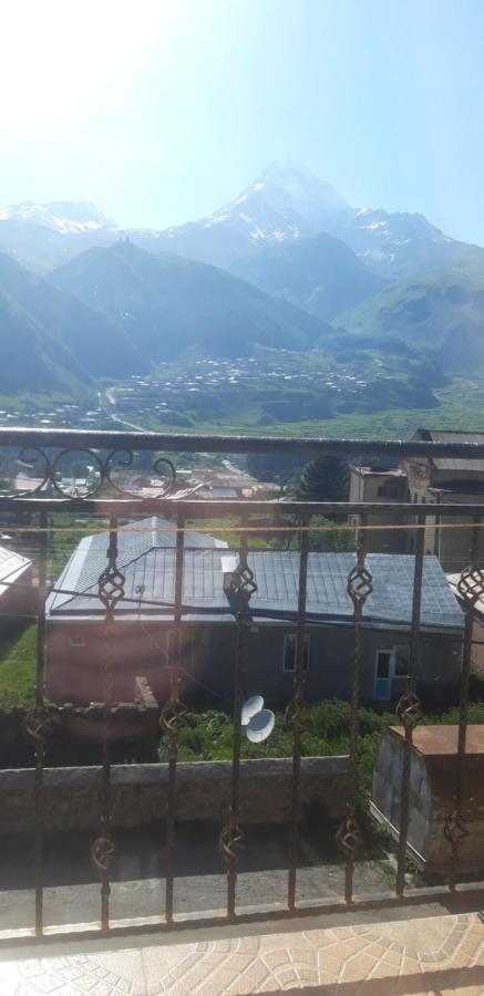 Hotel Iveria Kazbegi Eksteriør bilde