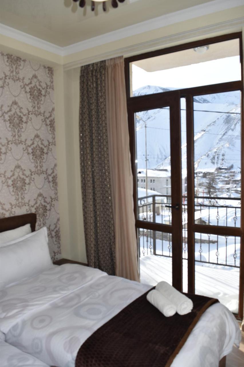 Hotel Iveria Kazbegi Eksteriør bilde