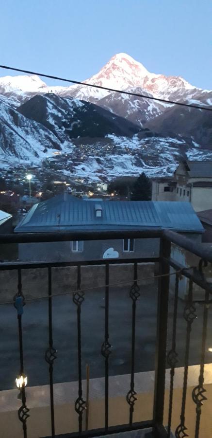 Hotel Iveria Kazbegi Eksteriør bilde