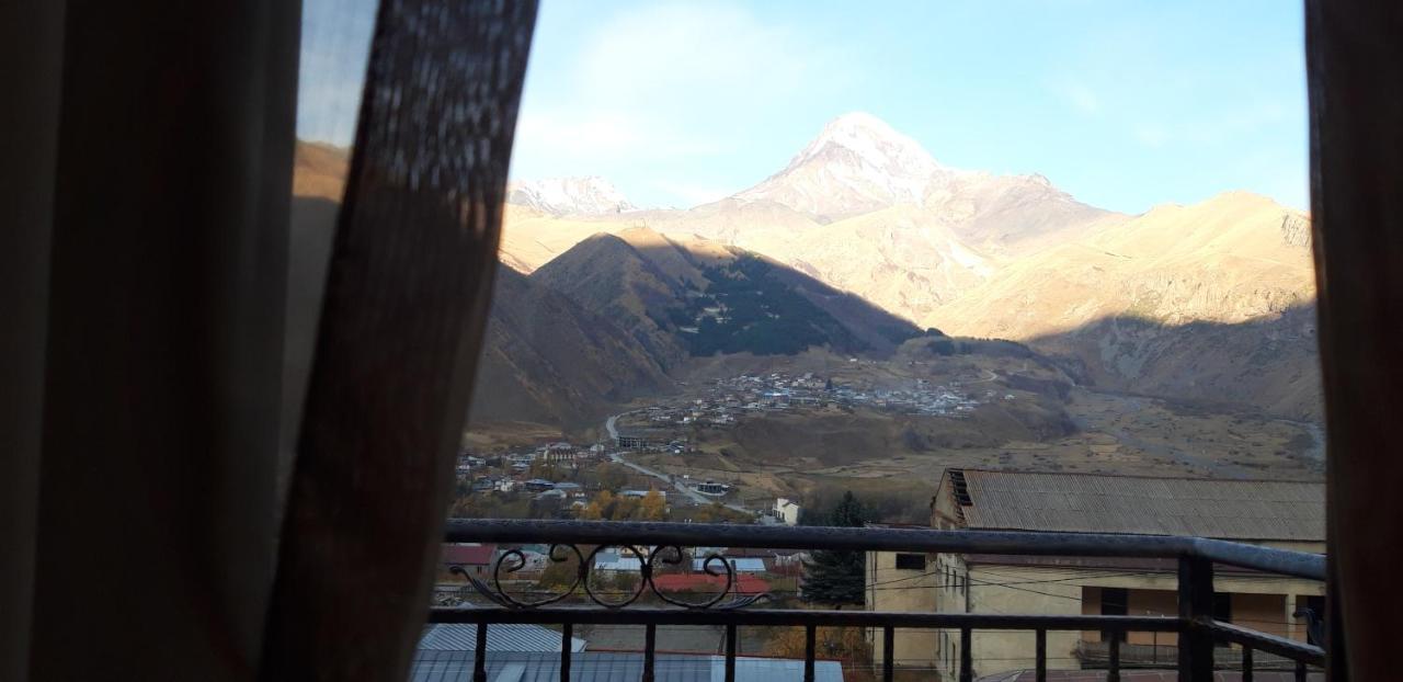 Hotel Iveria Kazbegi Eksteriør bilde